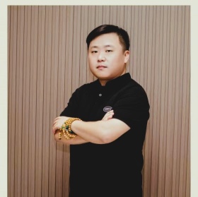 王皓为